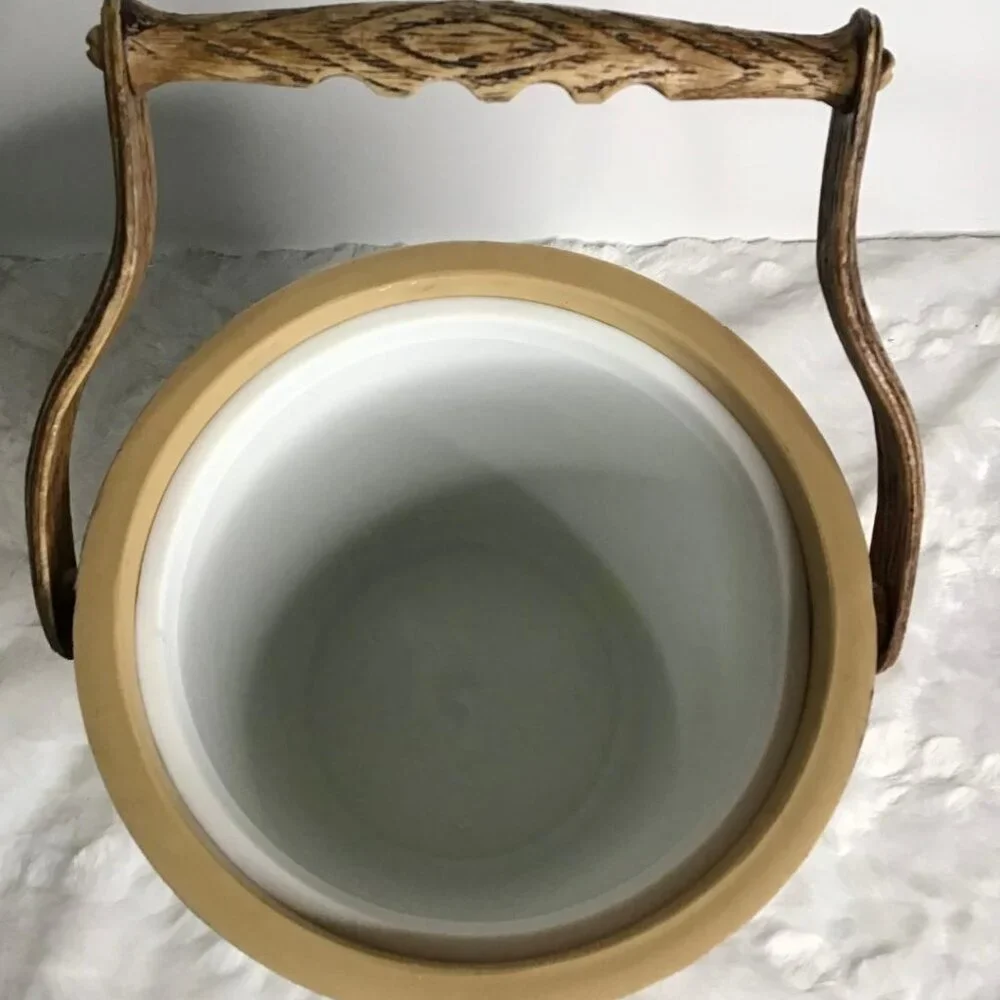 Vintage 1970’s Ice Bucket Faux Wood Grain Grape Clusters & Vines Complete‎ W/Tub